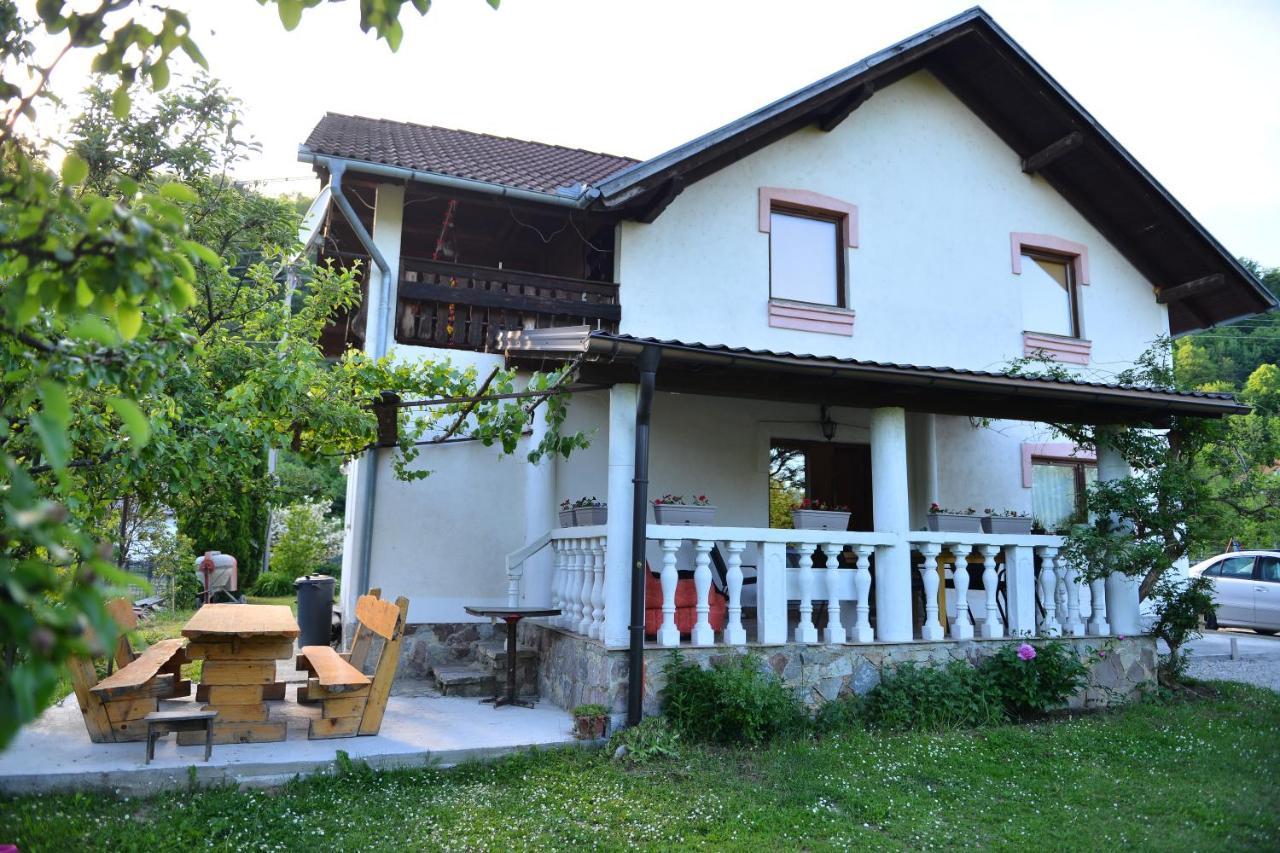 Nia Ferienhaus Bihać